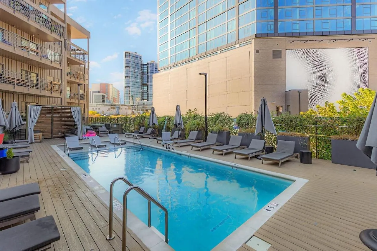 Luxury In The Gulch With Patio Pool Walk To Broadway Apartment Nashville